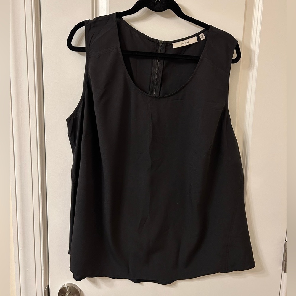 Sejour Black Sleeveless Tank Top Blouse